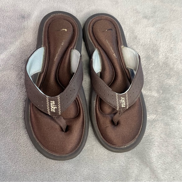 Nike Brown Memory Foam Sandals Women’s Size 6 - Picture 3 of 8